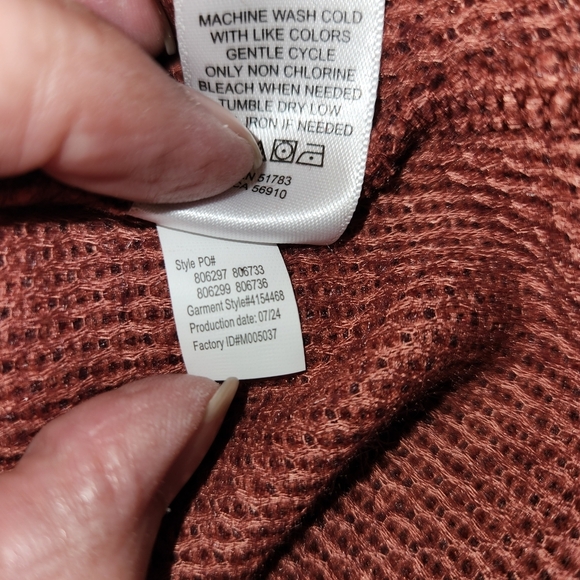 NWT Maurices Women's Brick Red Poncho Sweater Size 2X Incredibly Soft & Cozy - Picture 12 of 13